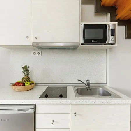 Ilis Apartment *